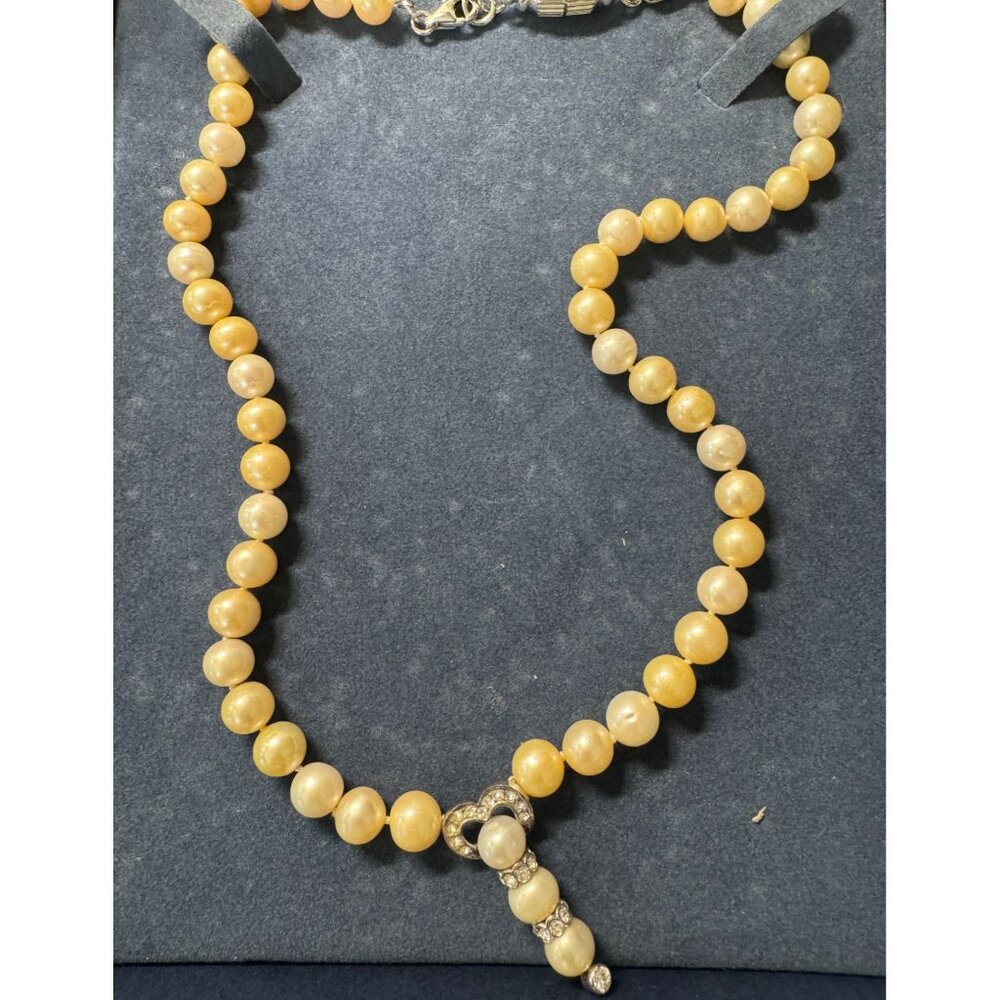 Bradford Exchange Golden Pearl Necklace Freshwater Pearls Swarovski Crystals 17" - Picture 2 of 8